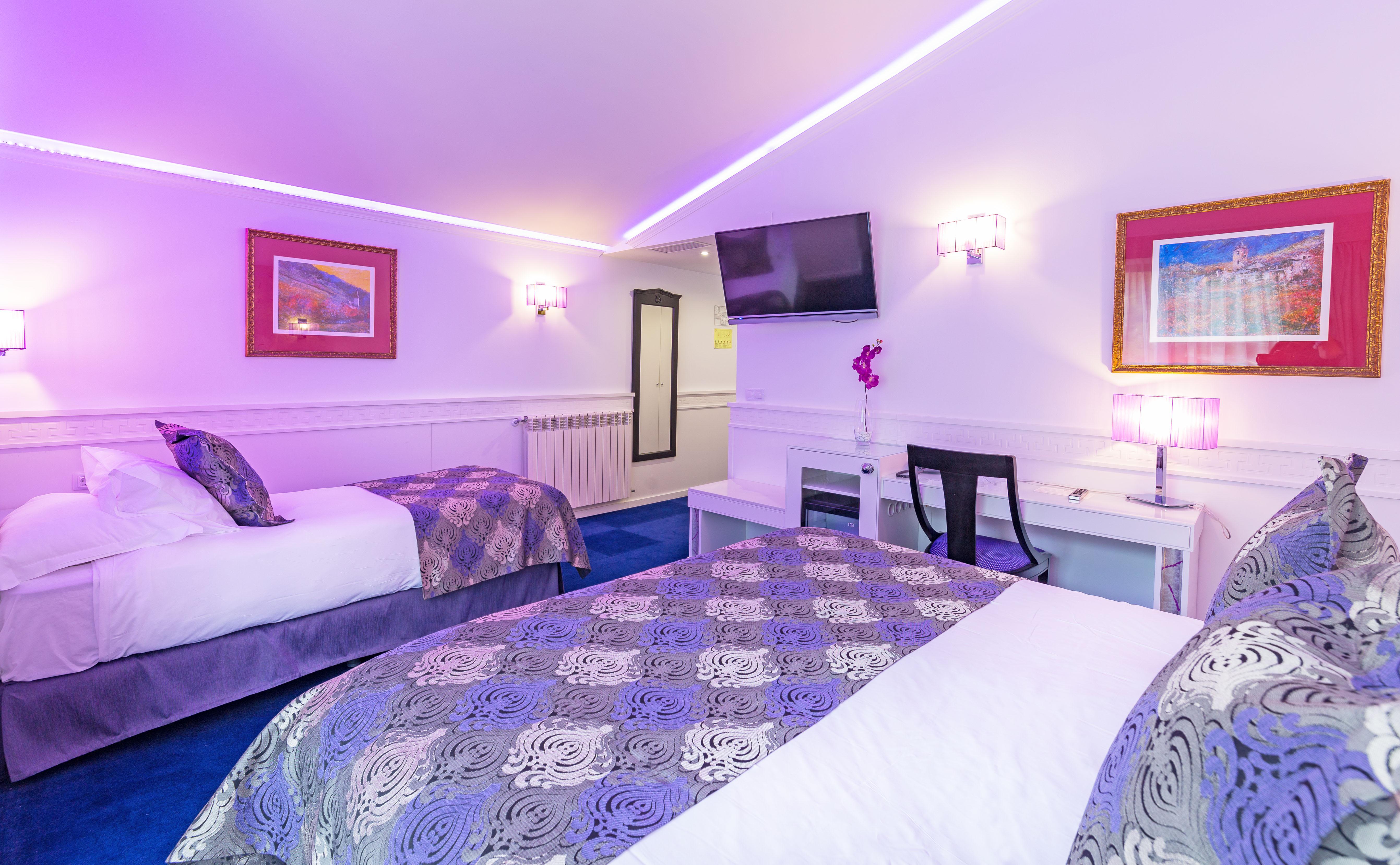 Hotel Princesa Parc Excellence Arinsal Exterior photo A room at the hotel